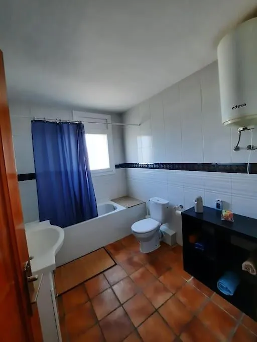 Luminoso Y Acogedor Apartamento L'Ametlla de Mar Spain